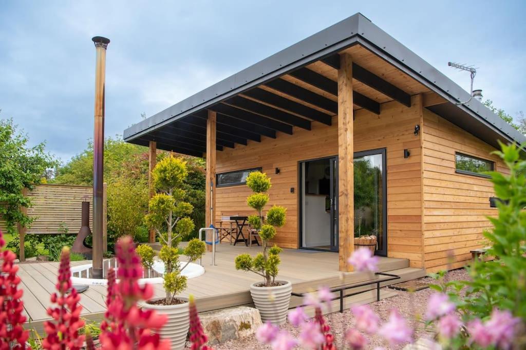 Peaceful Bothy Retreat Villa Nairn Exterior photo